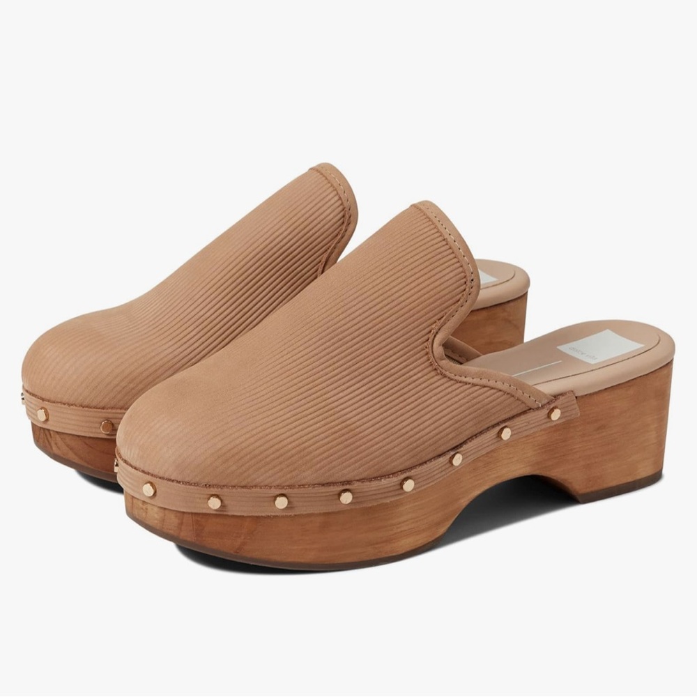 Dolce Vita | NWOT - Closen Nubuck Studded Clogs - Tan - Size 8.5